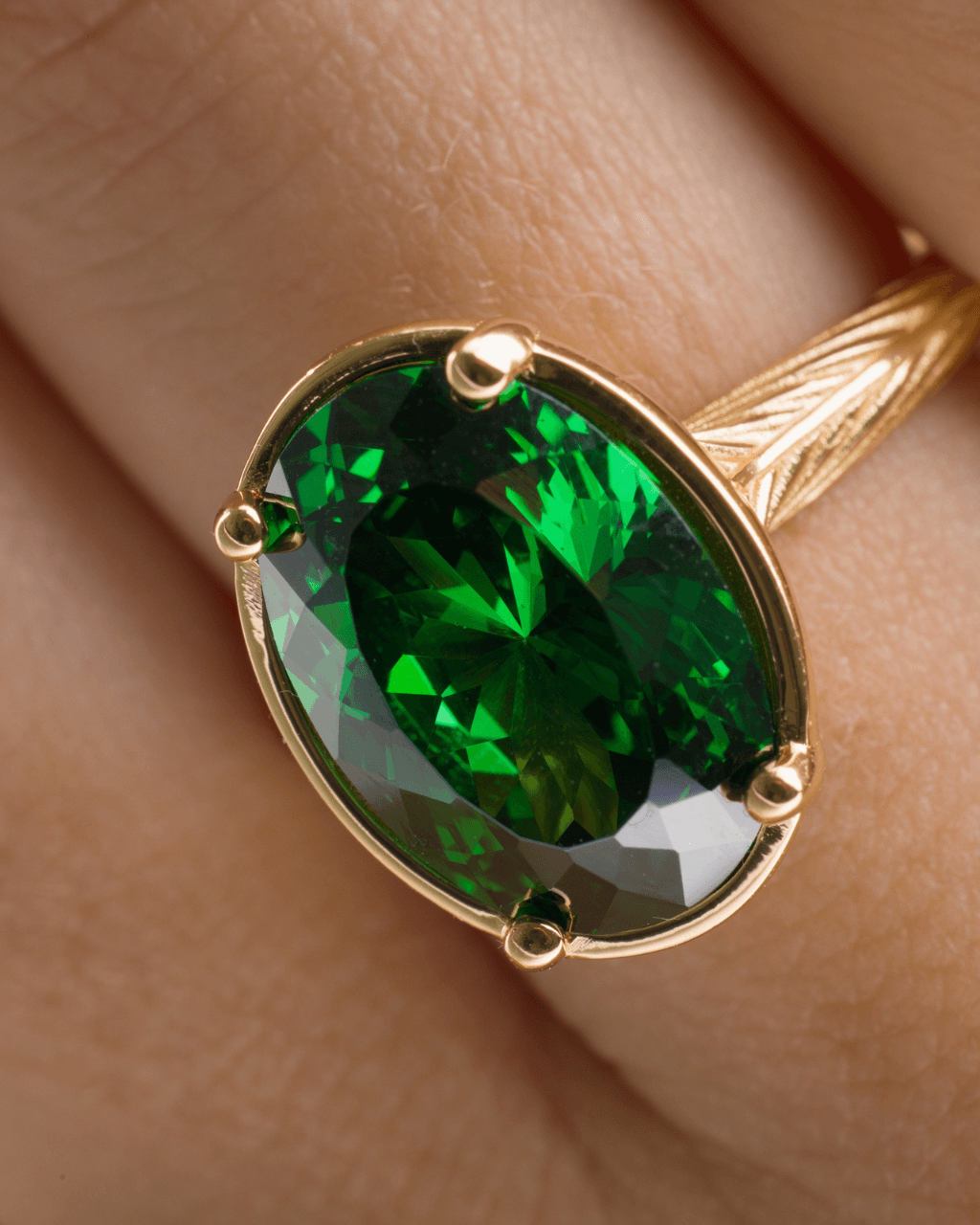 Sterling Silver Oval Cut Emerald CZ Cocktail Ring